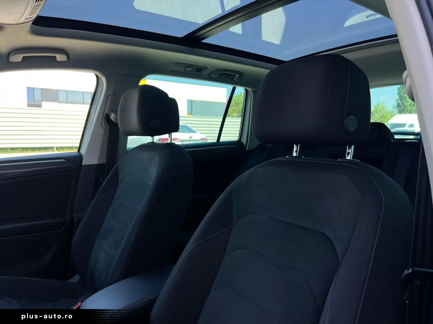 VOLKSWAGEN Tiguan 2019 — imagine 35