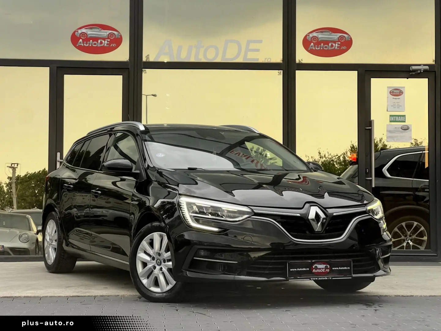 RENAULT Megane 2021 — imagine 2
