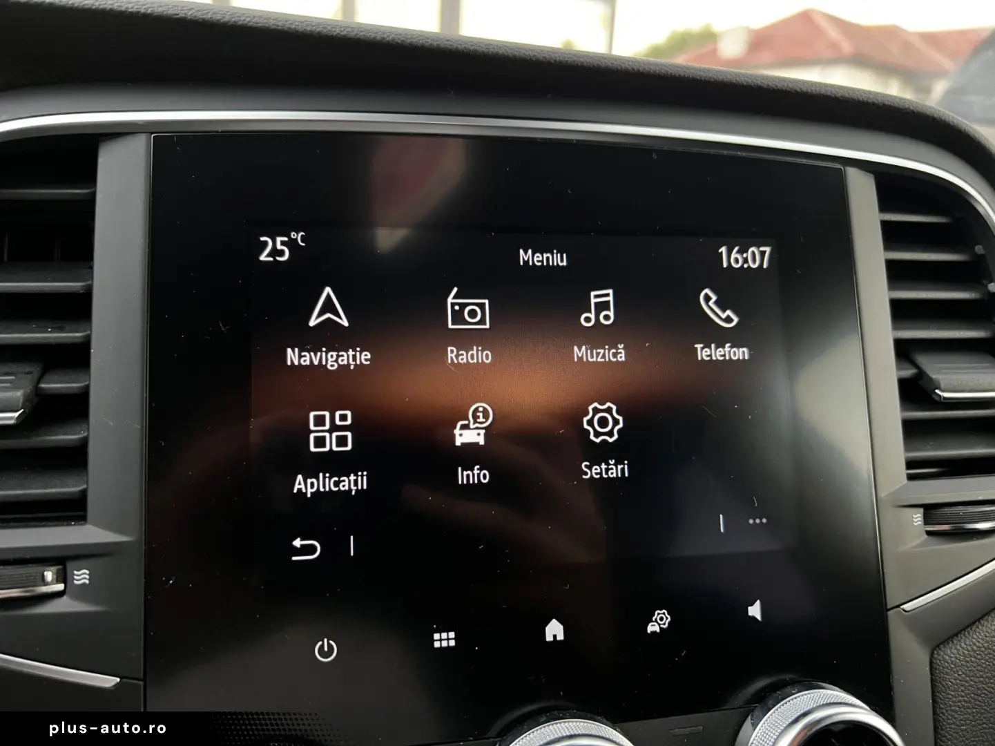 RENAULT Megane 2021 — imagine 17