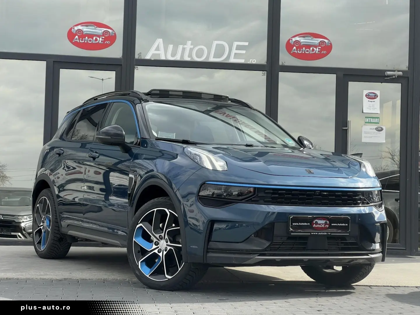 Lynk-Co 01