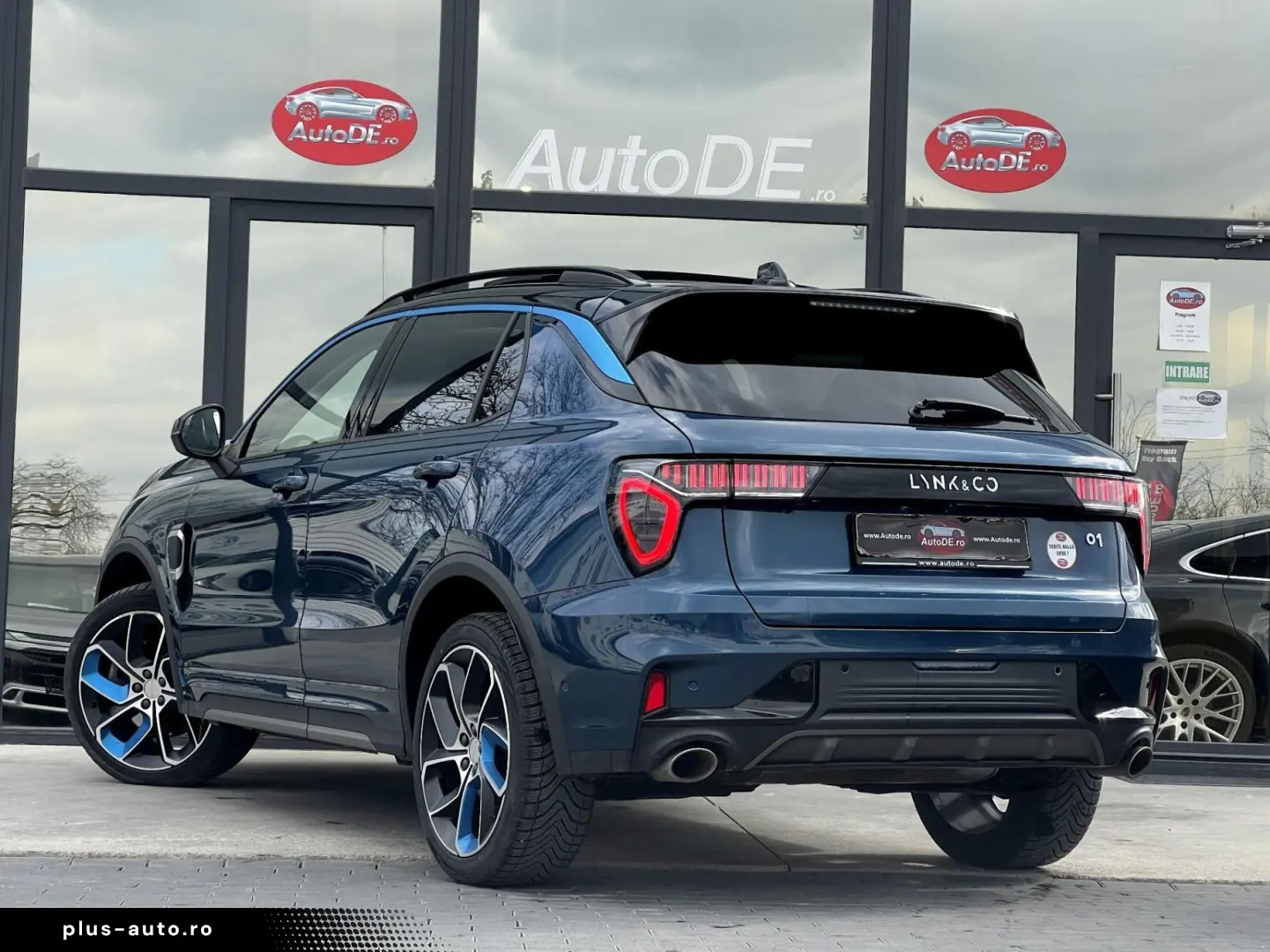 Lynk-Co 01