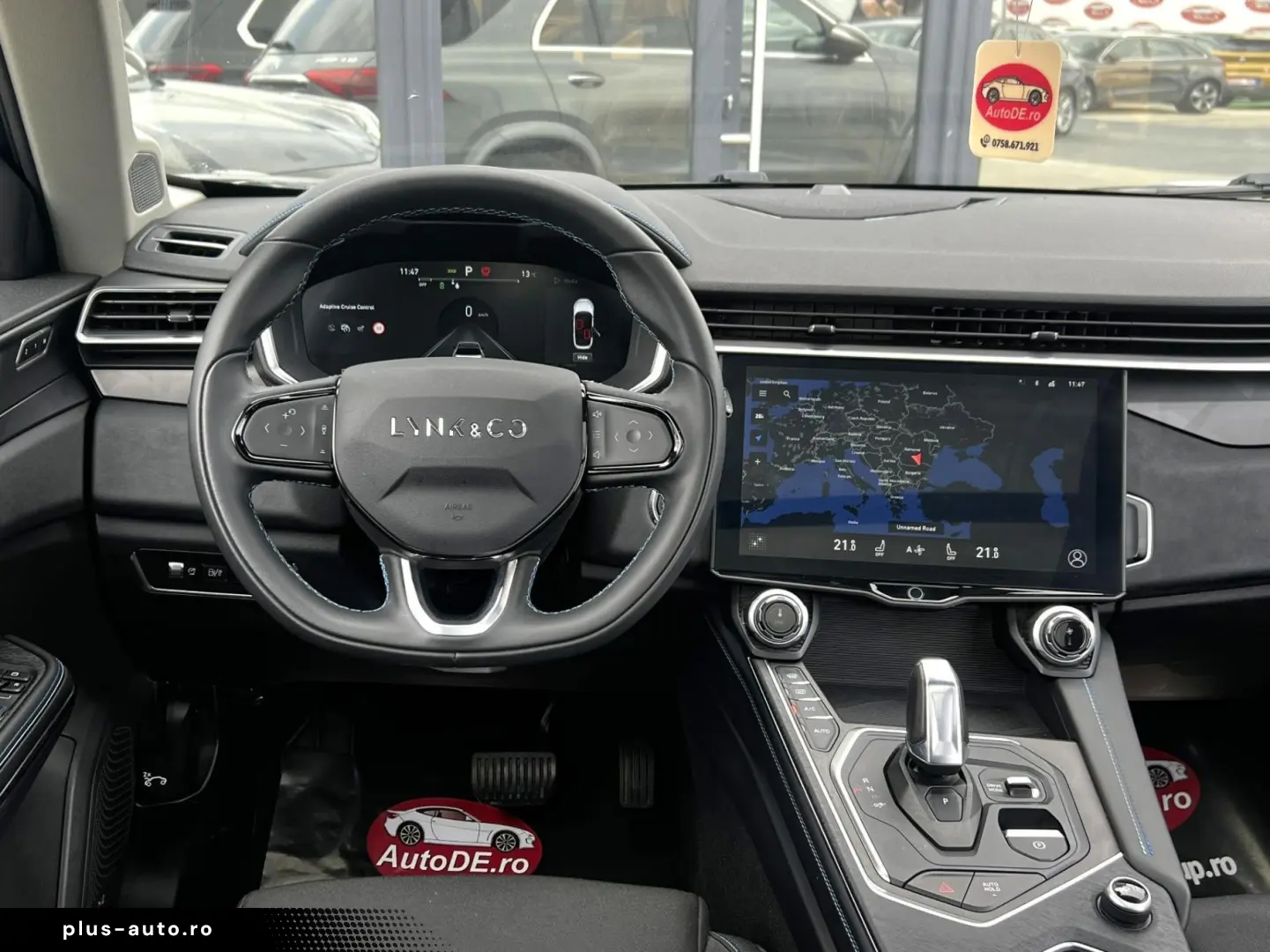 Lynk-Co 01