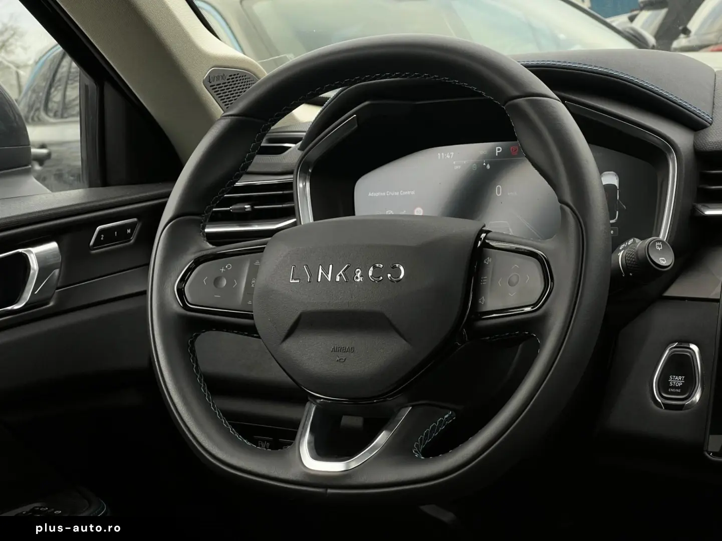 Lynk-Co 01