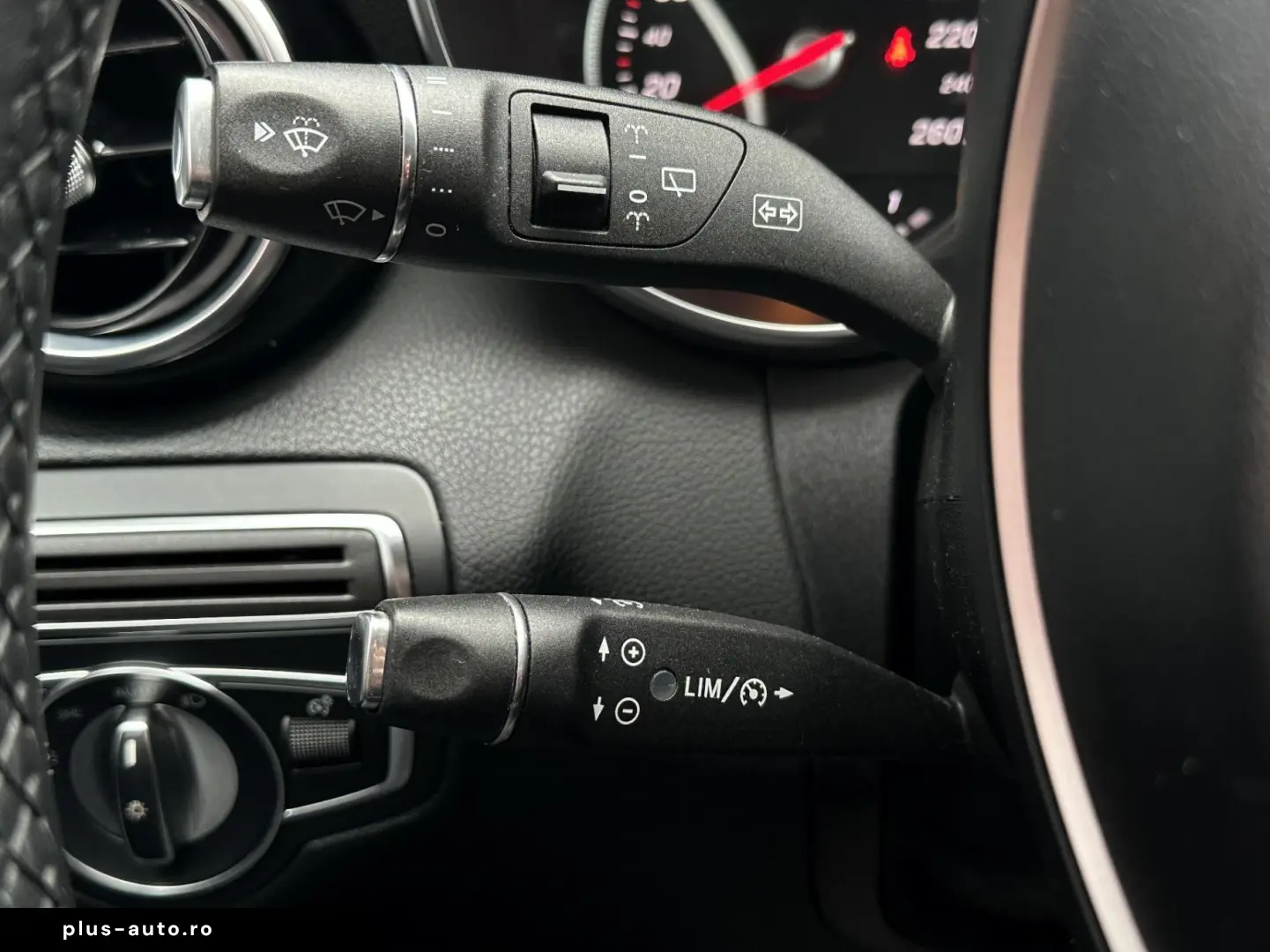 MERCEDES-BENZ C-Class 2018 — imagine 23