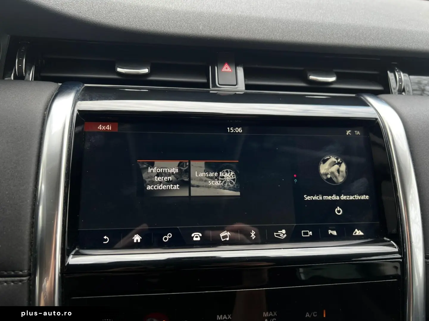 Land-Rover Discovery-Sport