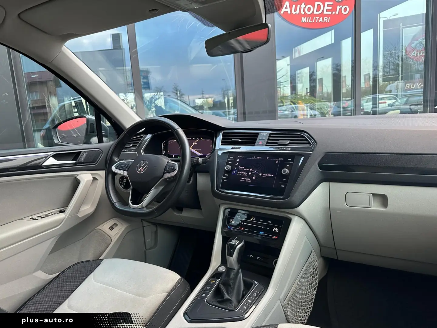 VOLKSWAGEN Tiguan 2020 — imagine 9