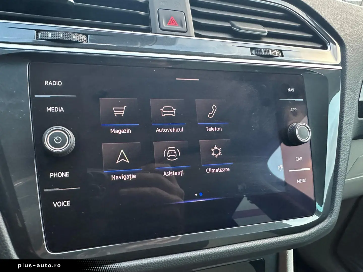 VOLKSWAGEN Tiguan 2020 — imagine 16