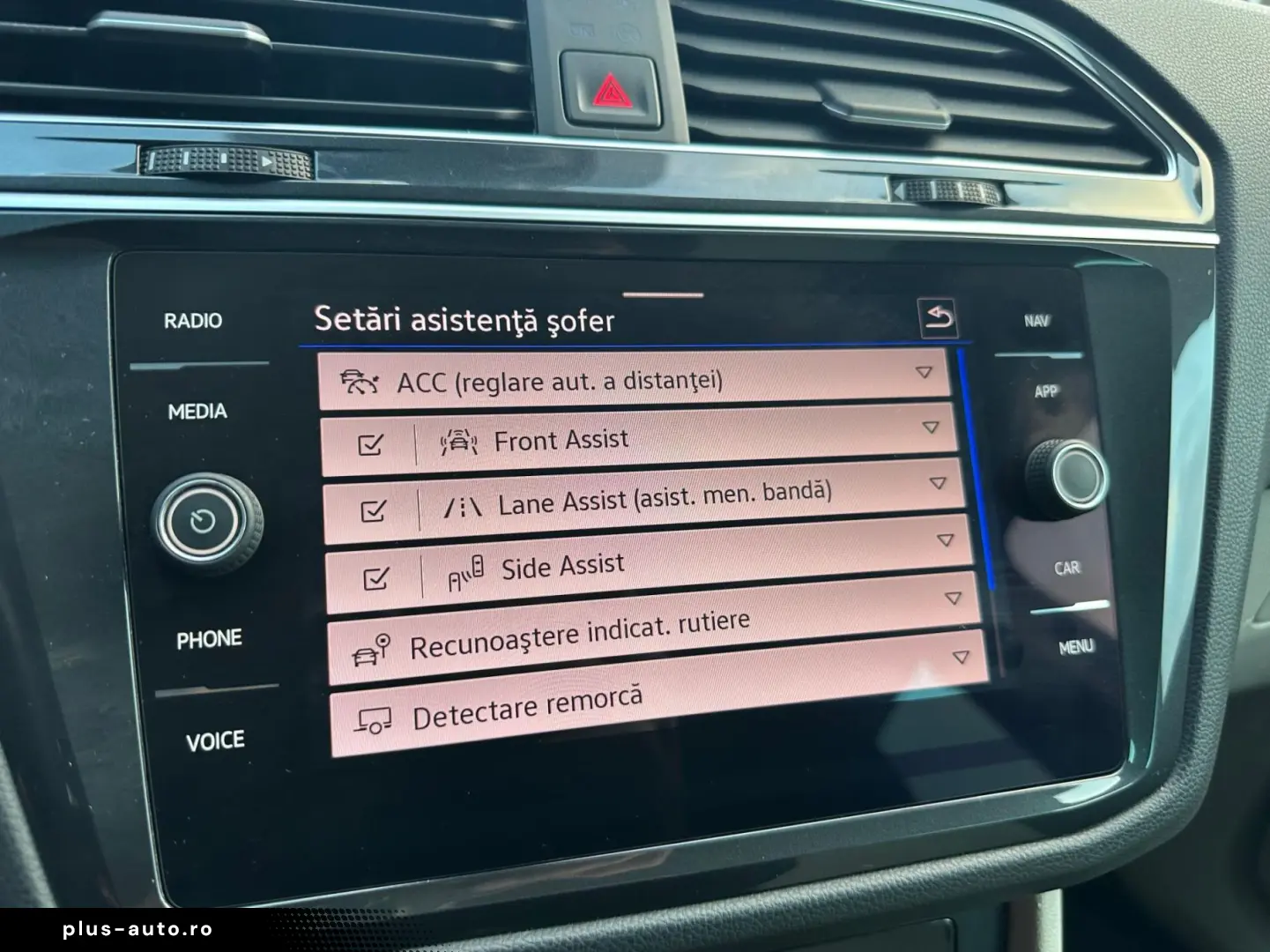 VOLKSWAGEN Tiguan 2020 — imagine 18
