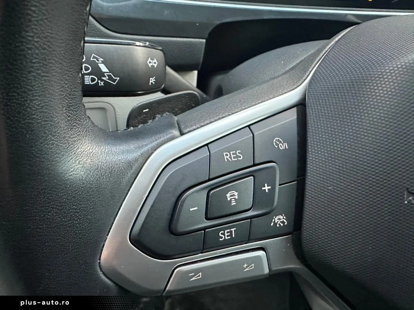 VOLKSWAGEN Tiguan 2020 — imagine 22