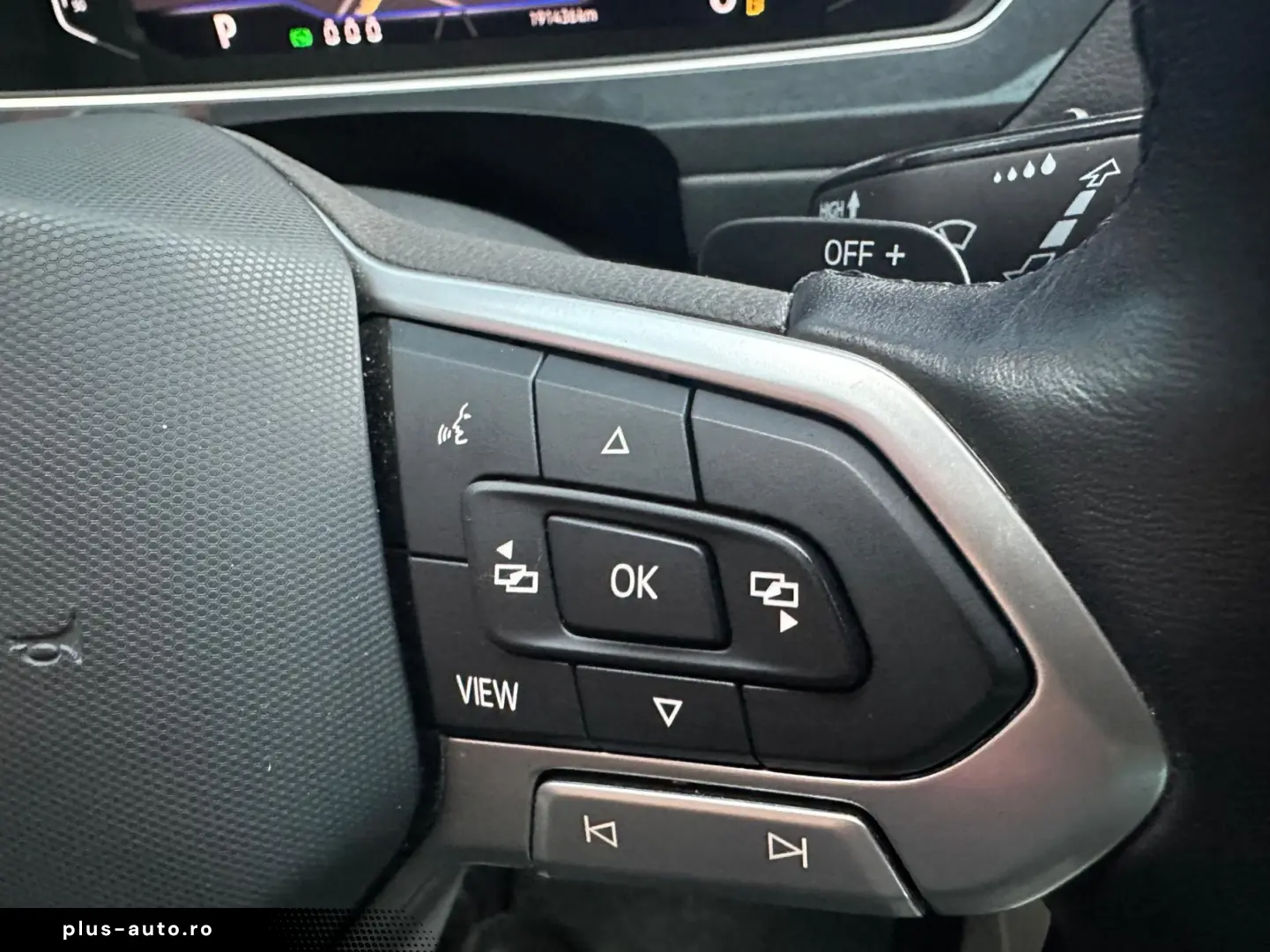 VOLKSWAGEN Tiguan 2020 — imagine 23