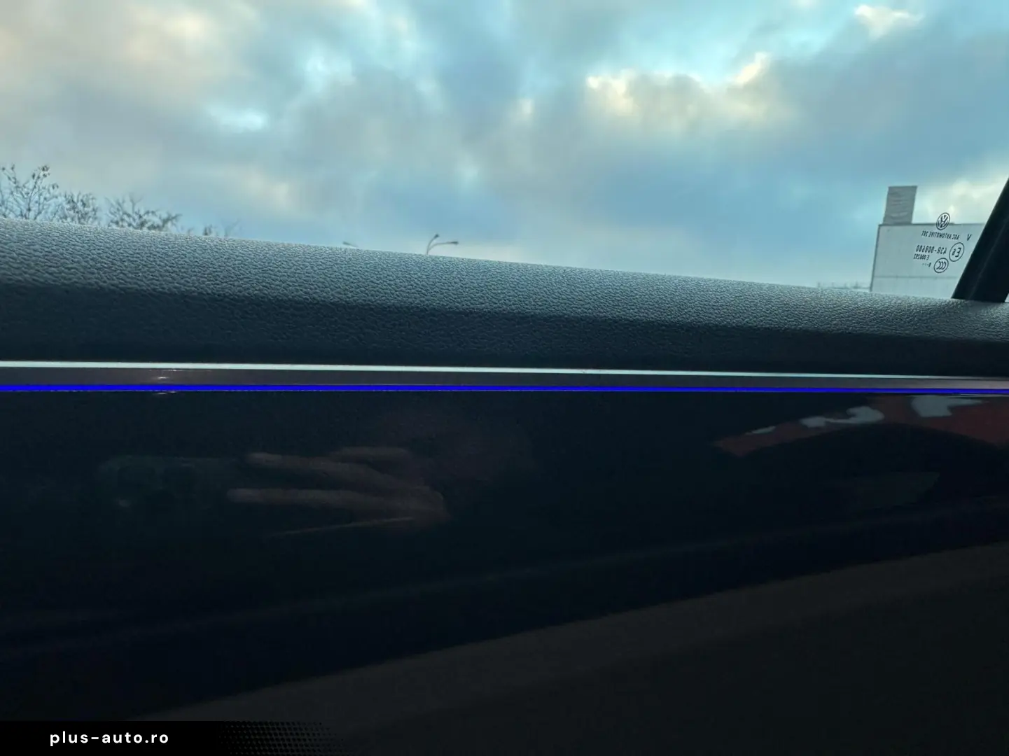 VOLKSWAGEN Tiguan 2020 — imagine 25