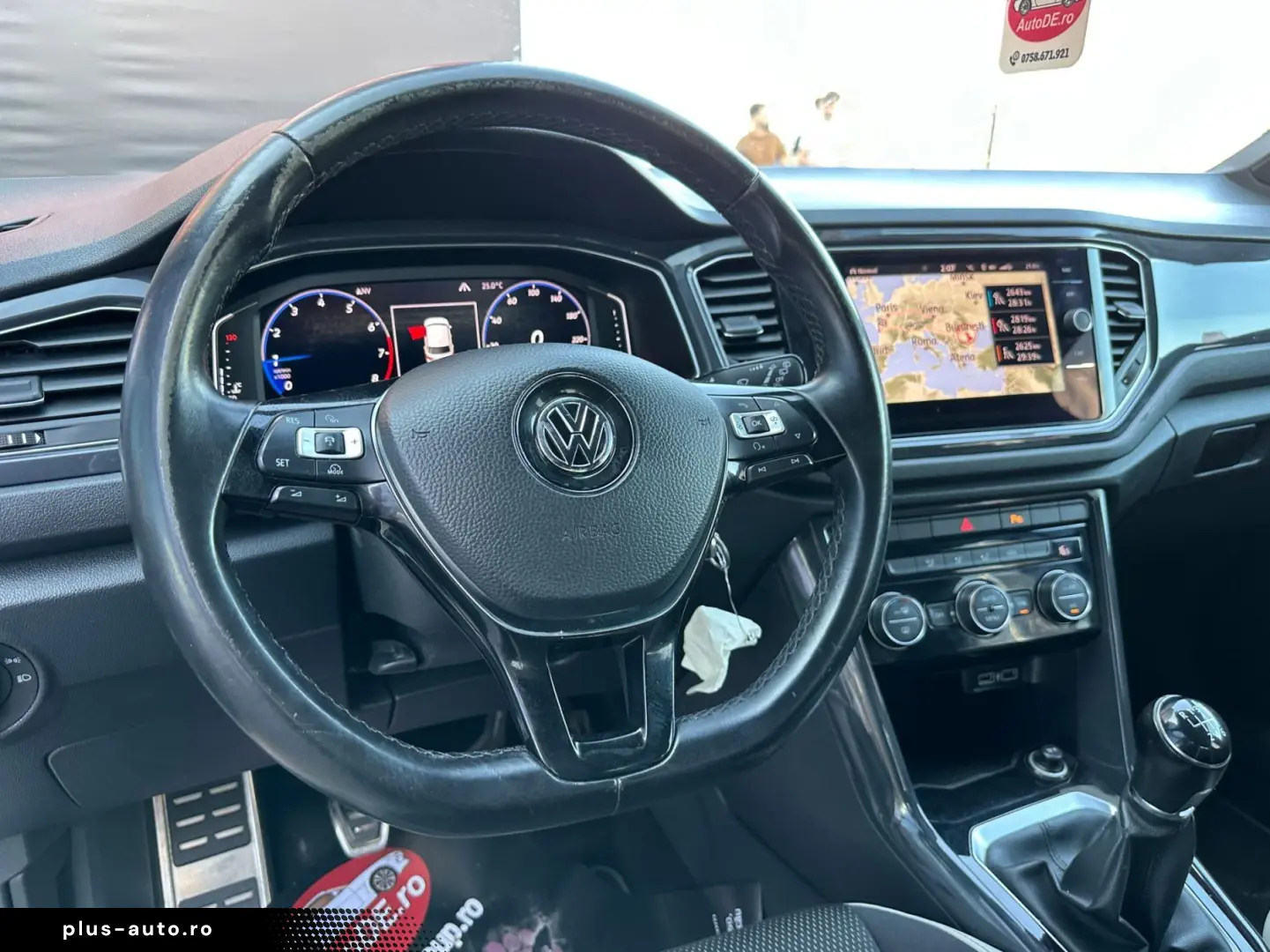 VOLKSWAGEN T-Roc 2017 — imagine 4