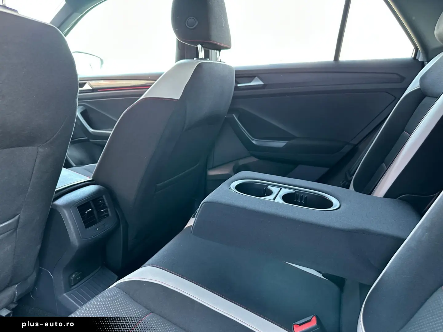 VOLKSWAGEN T-Roc 2017 — imagine 17