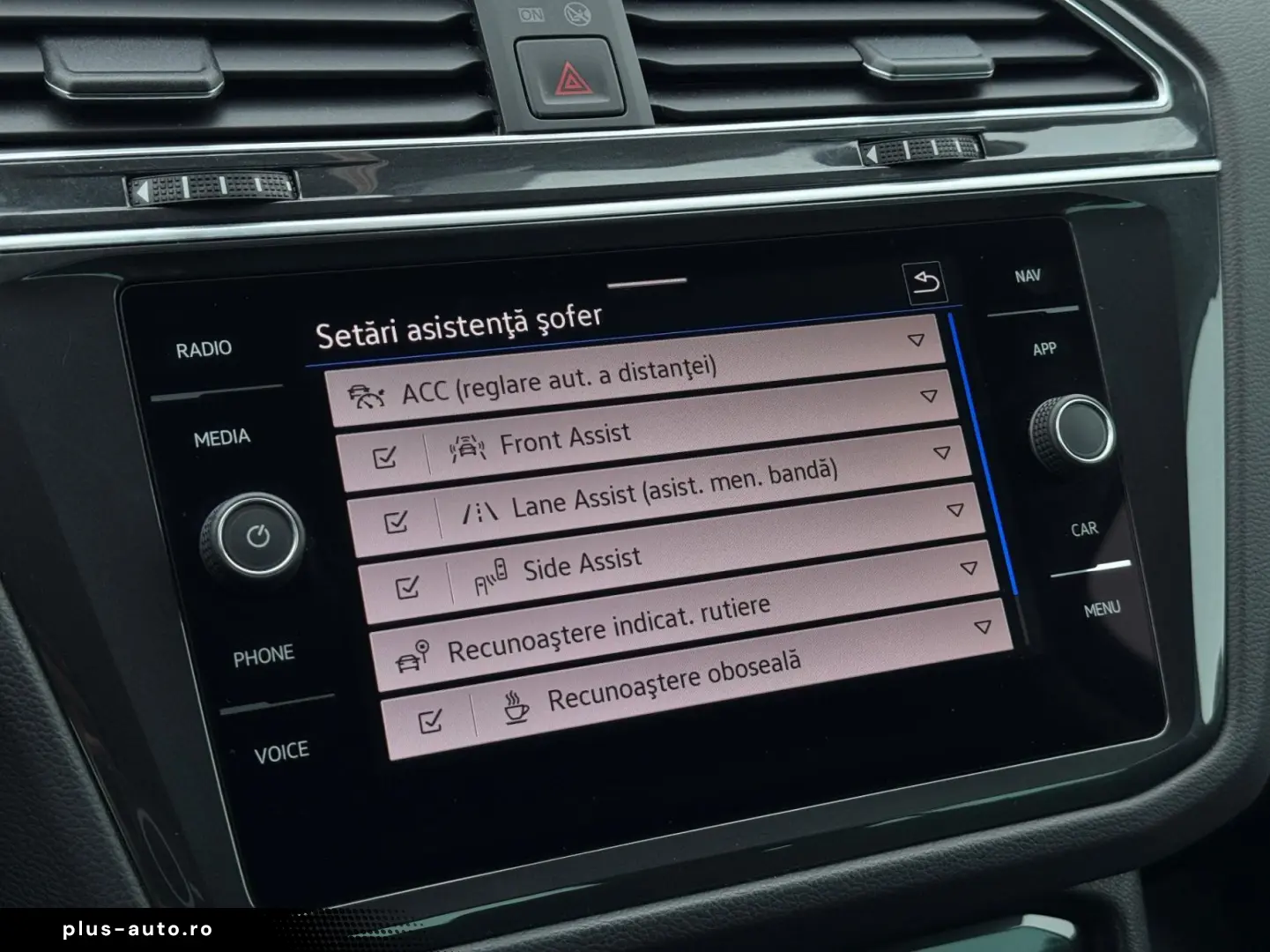VOLKSWAGEN Tiguan 2022 — imagine 13