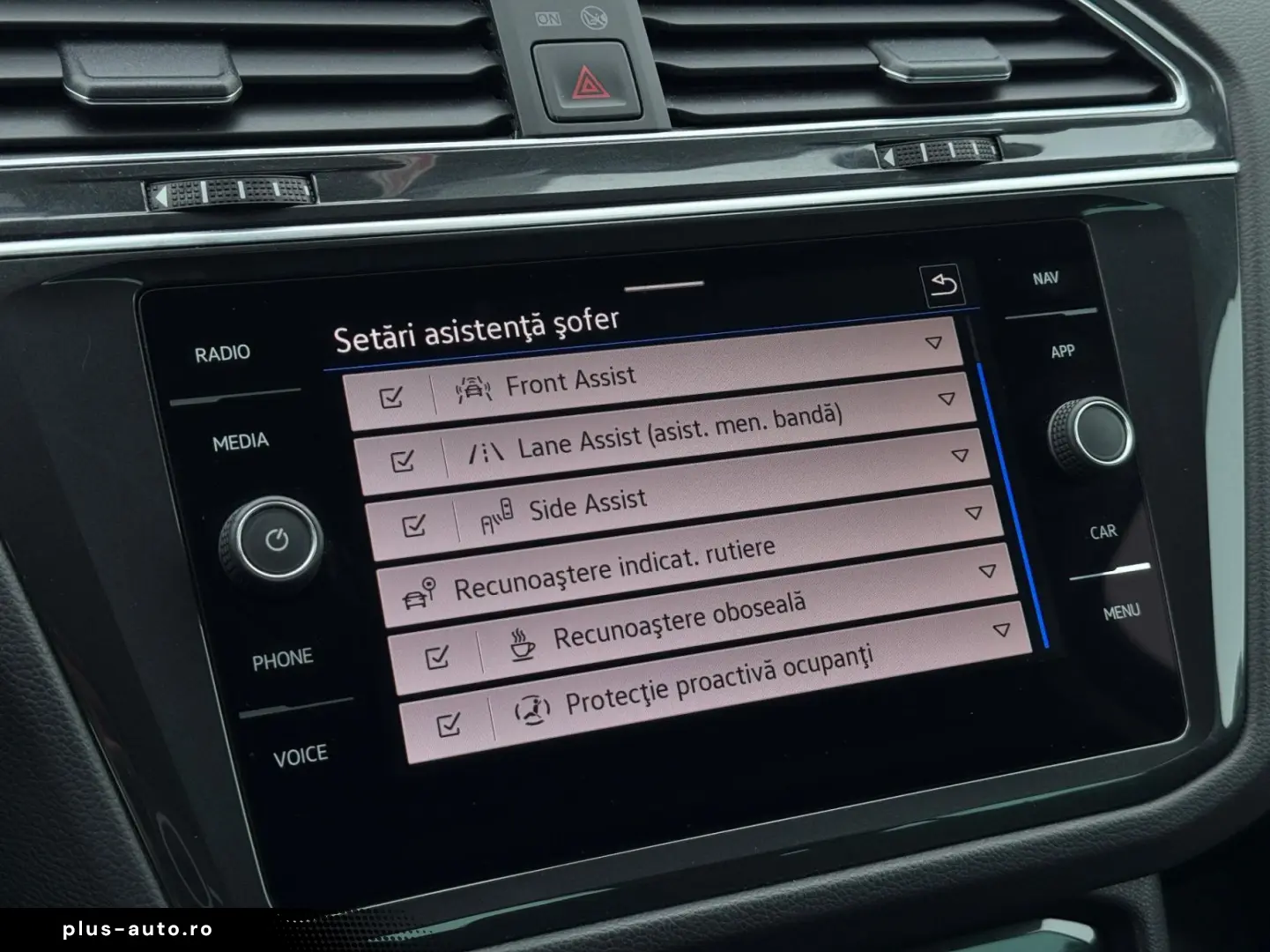 VOLKSWAGEN Tiguan 2022 — imagine 14
