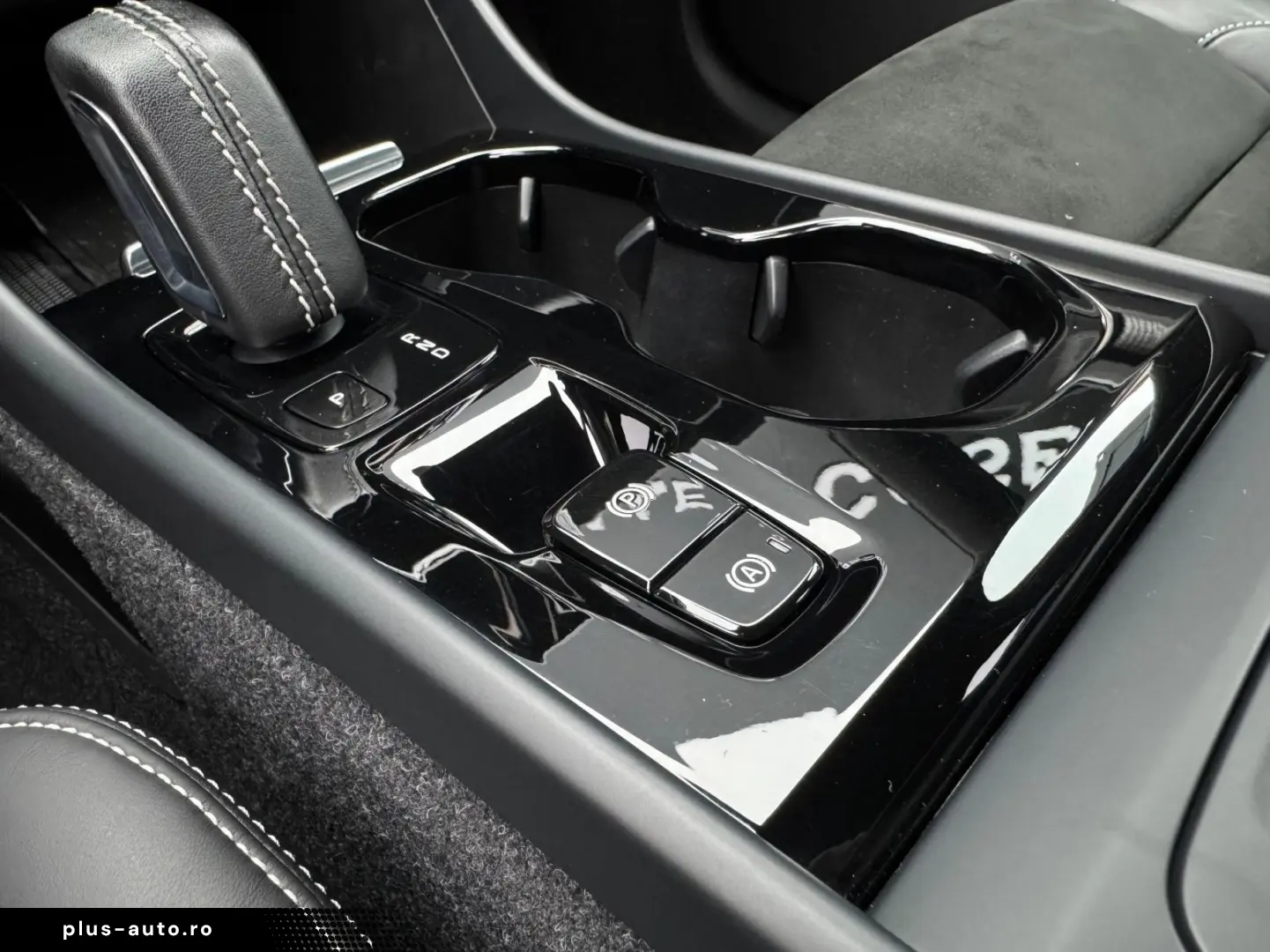 Volvo Xc-40