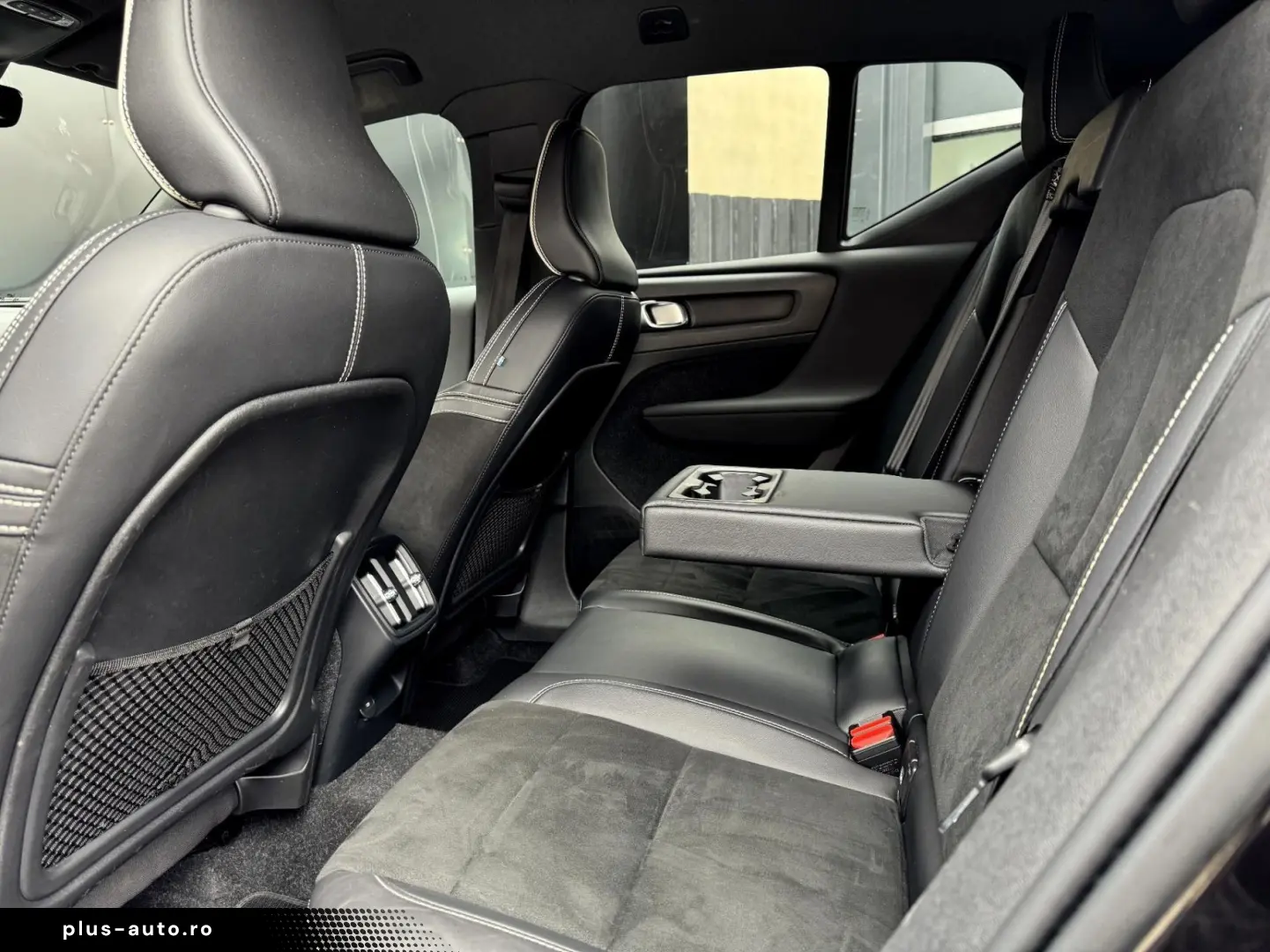 Volvo Xc-40