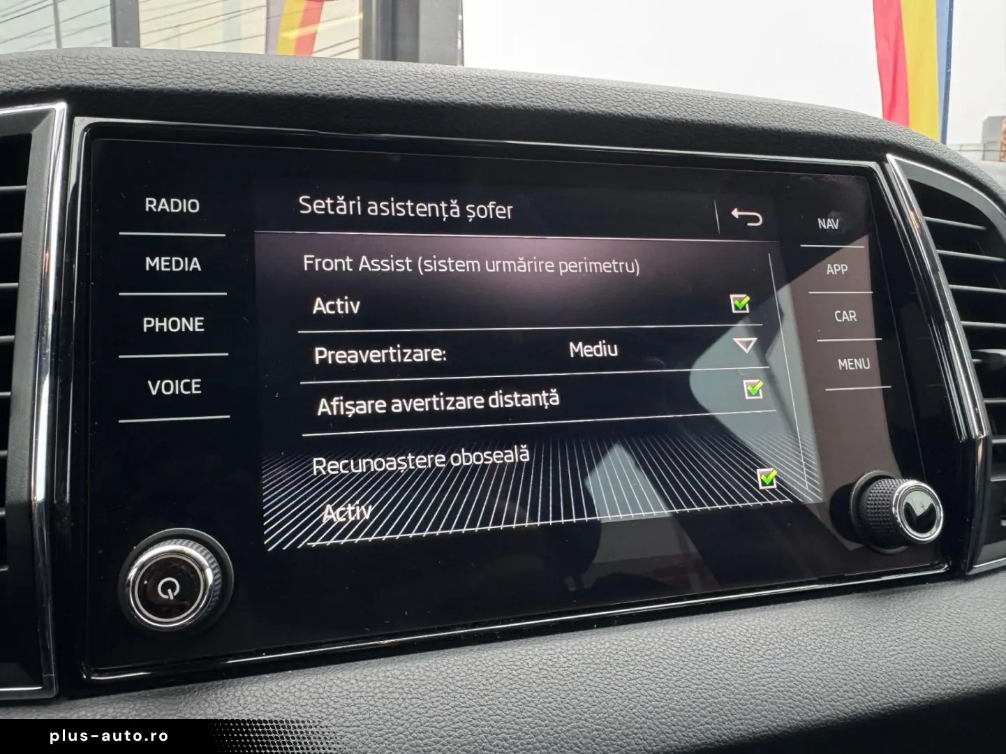 SKODA Karoq 2019 — imagine 16