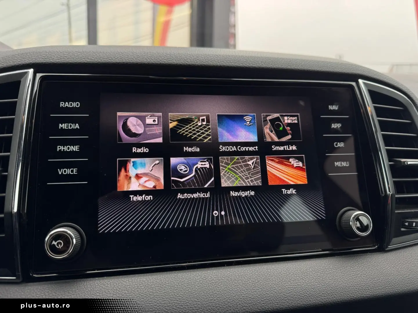 SKODA Karoq 2019 — imagine 18