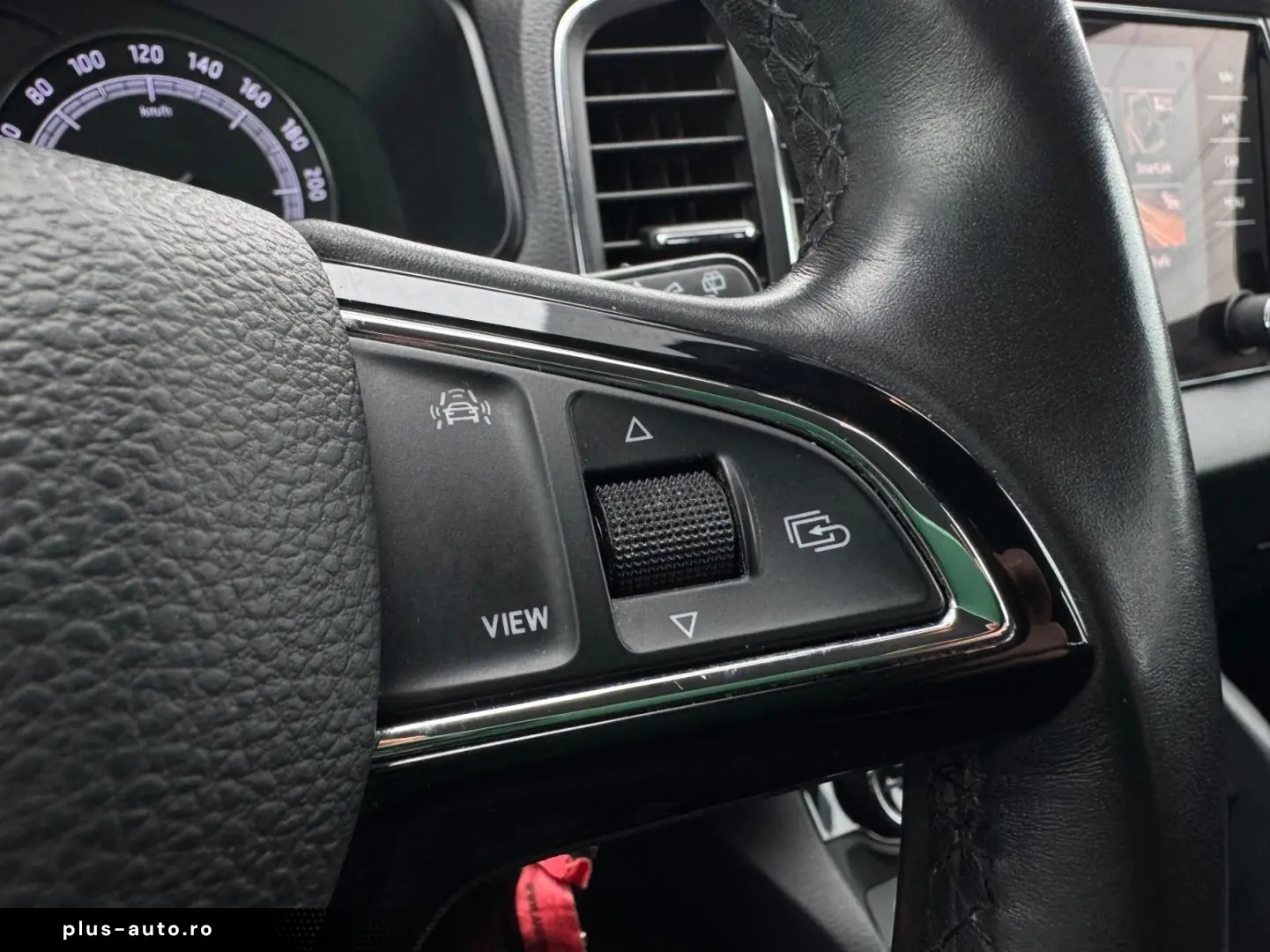 SKODA Karoq 2019 — imagine 19