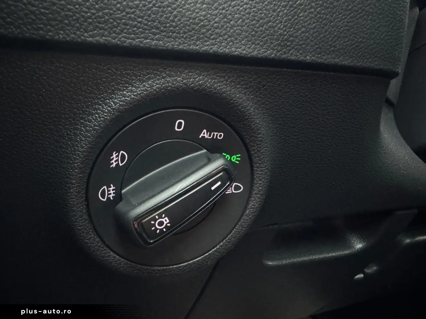 SKODA Karoq 2019 — imagine 21