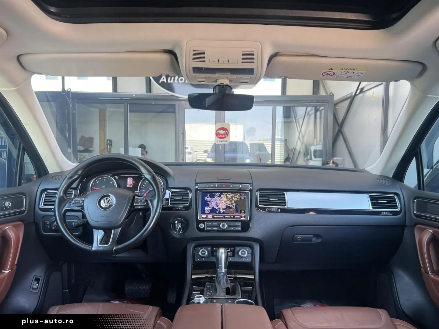 VOLKSWAGEN Touareg 2017 — imagine 7
