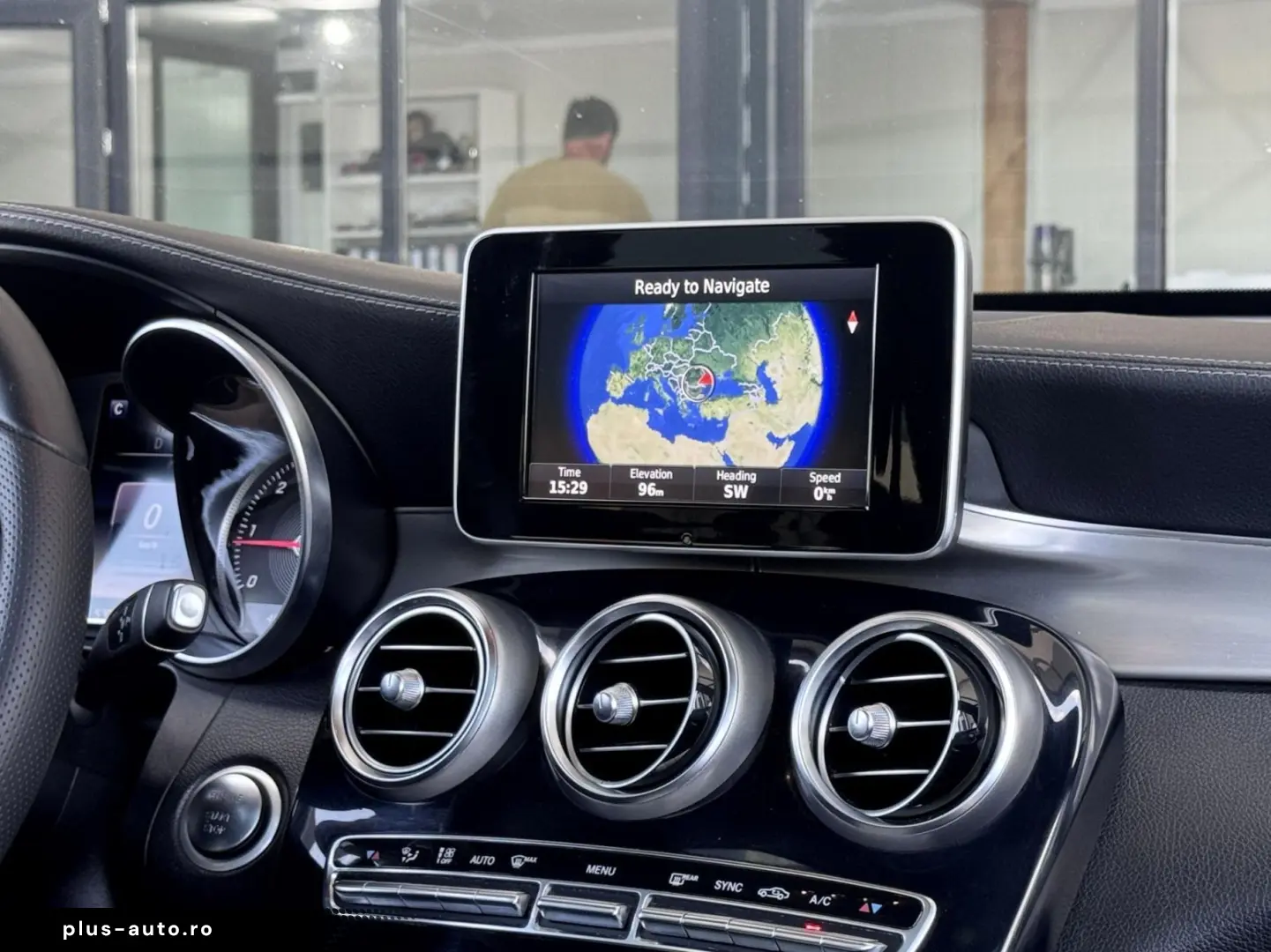 MERCEDES-BENZ GLC 2015 — imagine 13