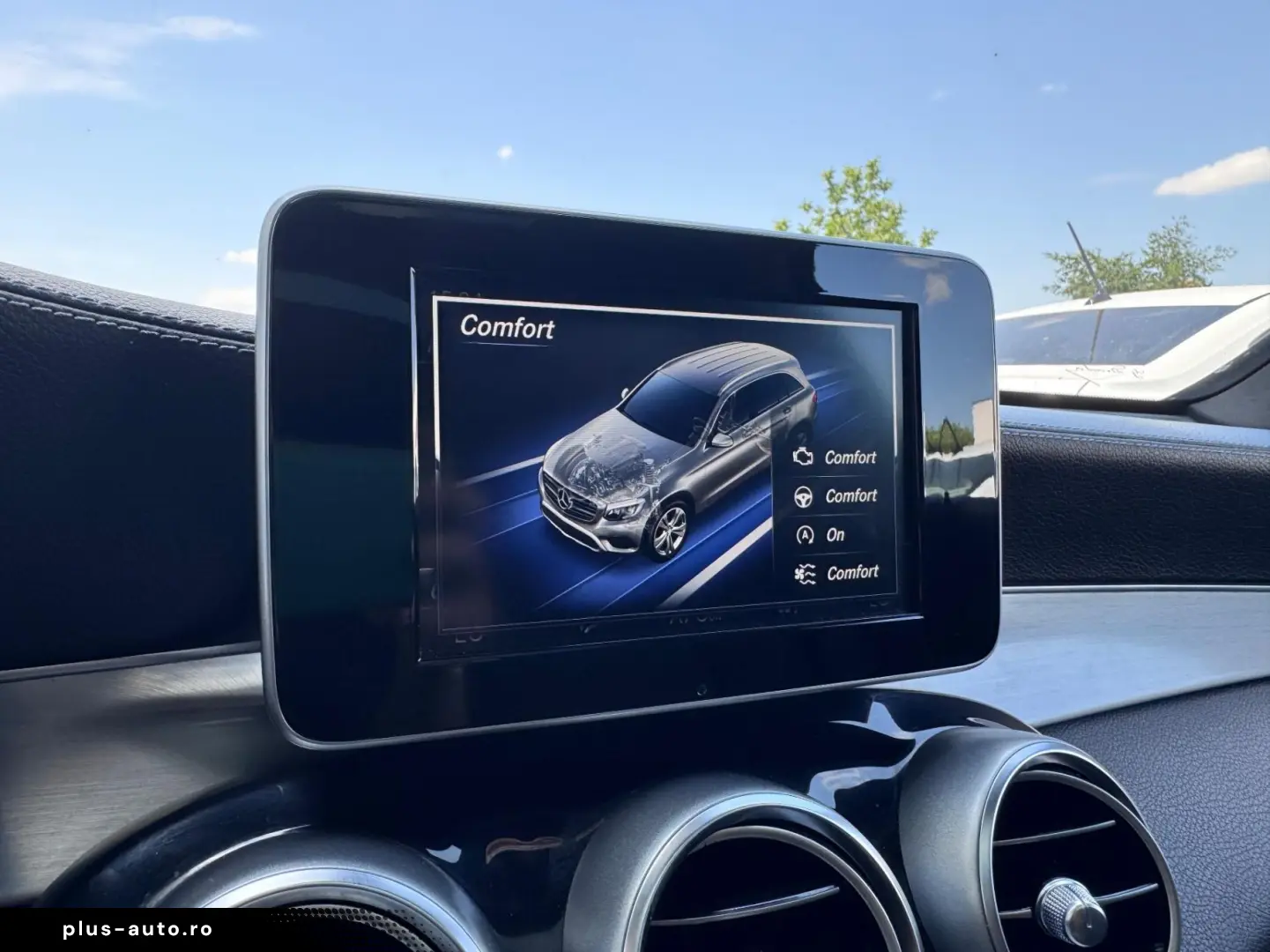 MERCEDES-BENZ GLC 2015 — imagine 26