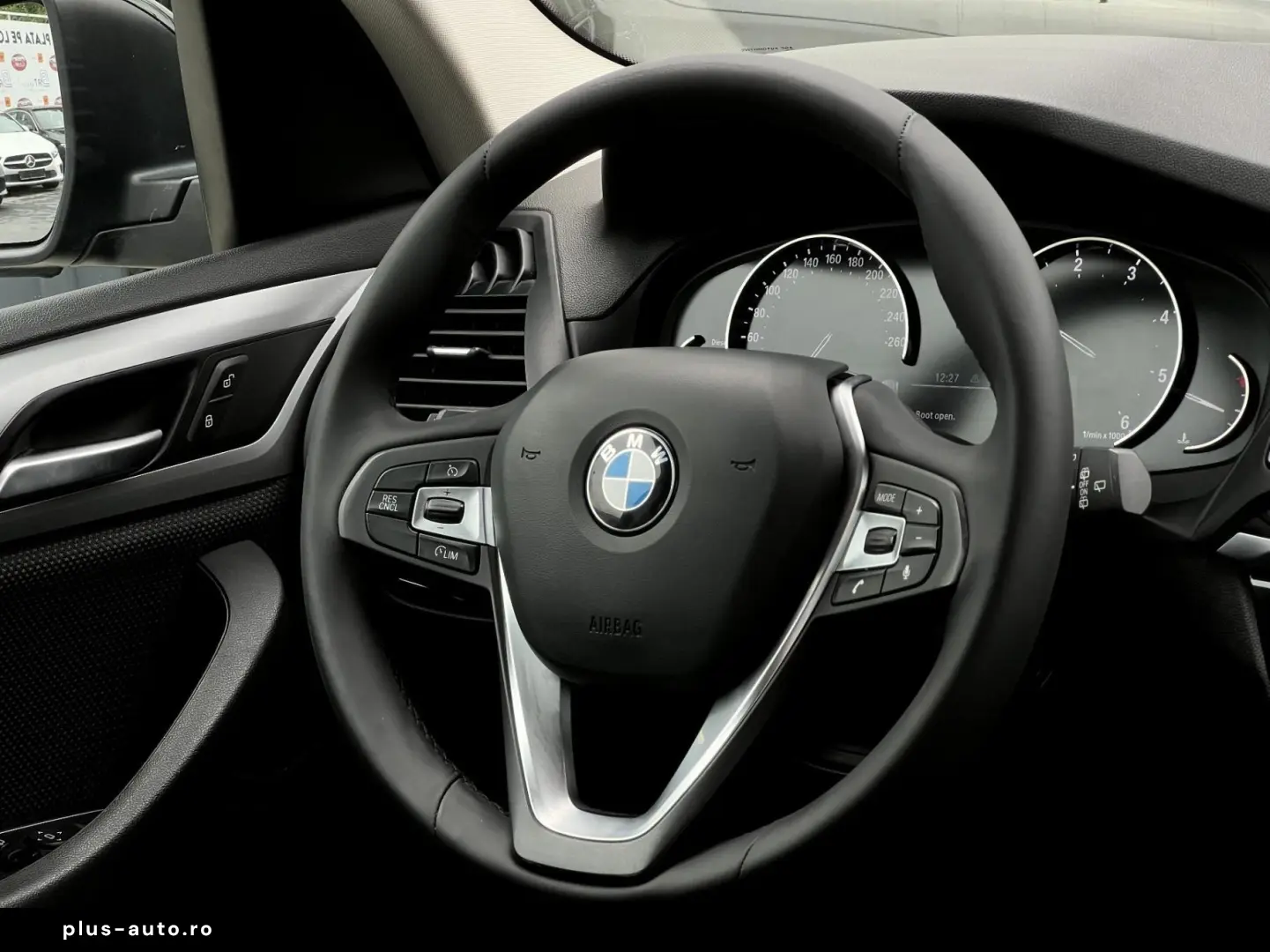 BMW X3 2018 — imagine 10