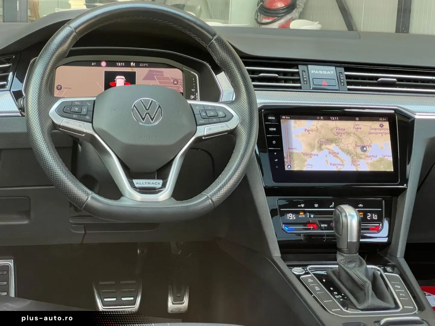 VOLKSWAGEN Passat Alltrack 2021 — imagine 9