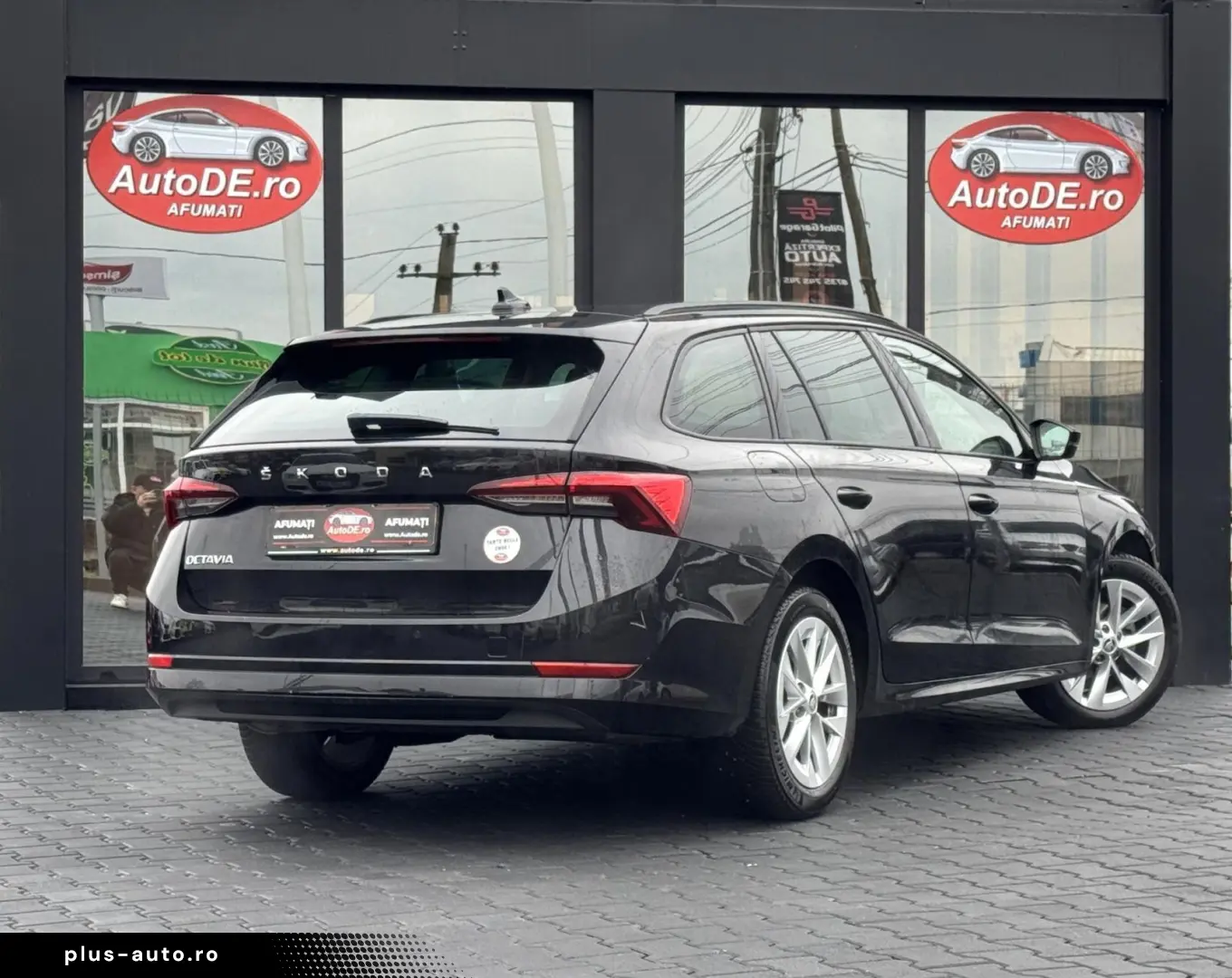 SKODA Octavia 2022 — imagine 4