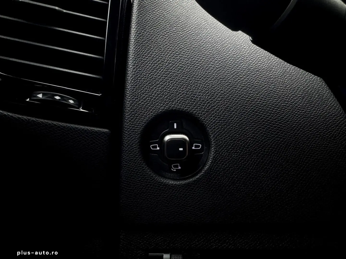 Ds-Automobiles Dsa-Ds4