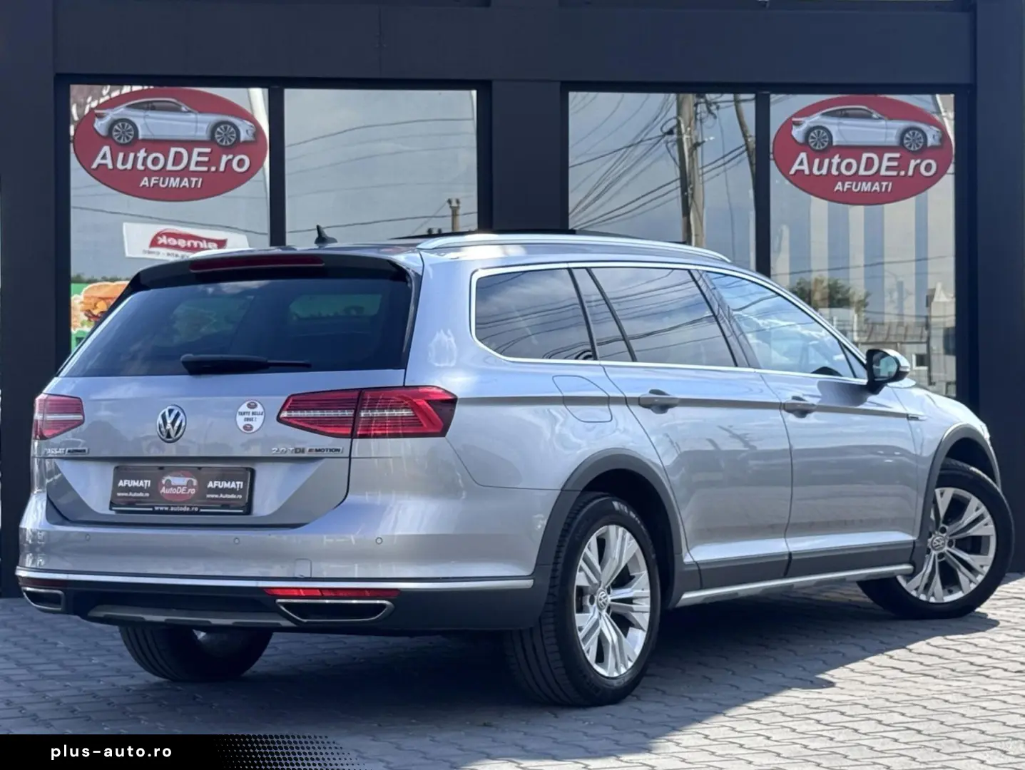 VOLKSWAGEN Passat Alltrack 2017 — imagine 4