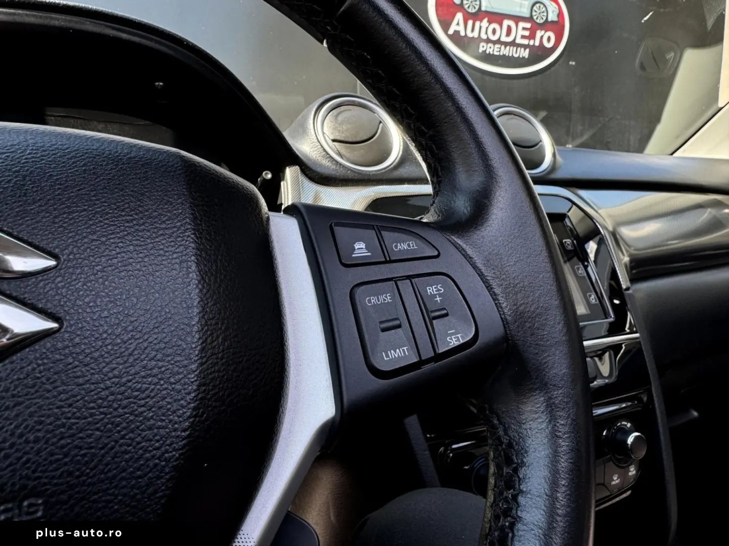SUZUKI Vitara 2022 — imagine 10