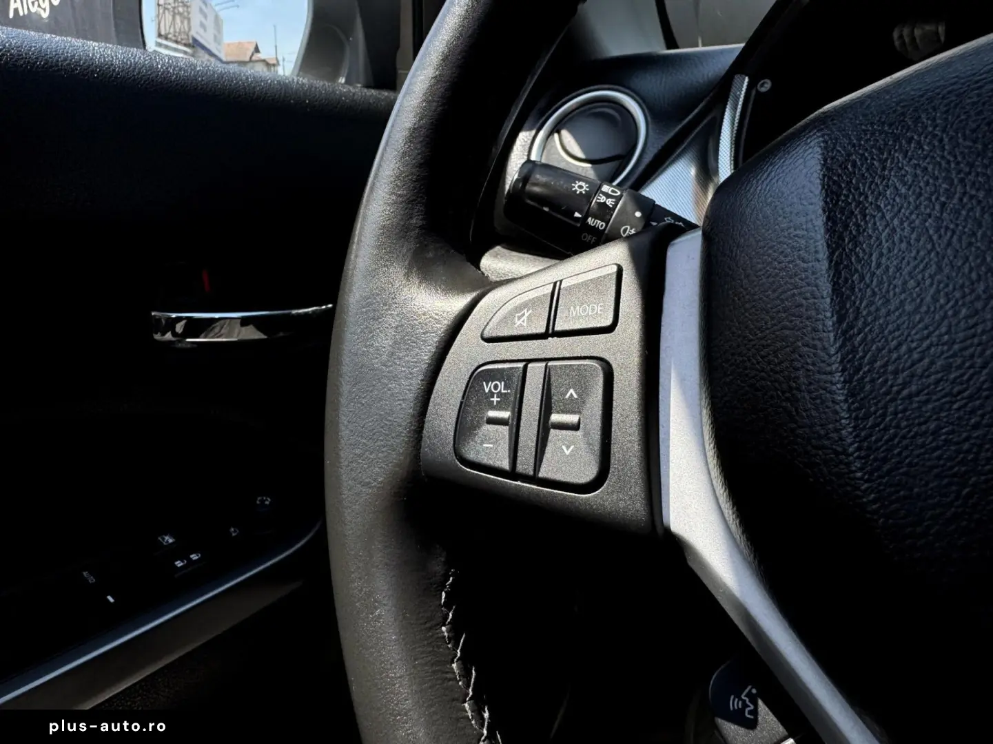 SUZUKI Vitara 2022 — imagine 11