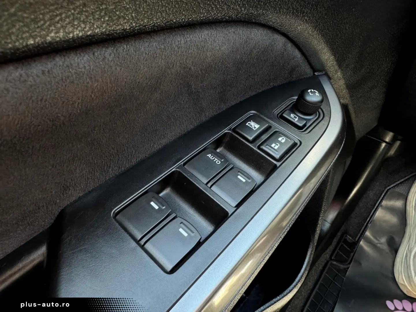 SUZUKI Vitara 2022 — imagine 12