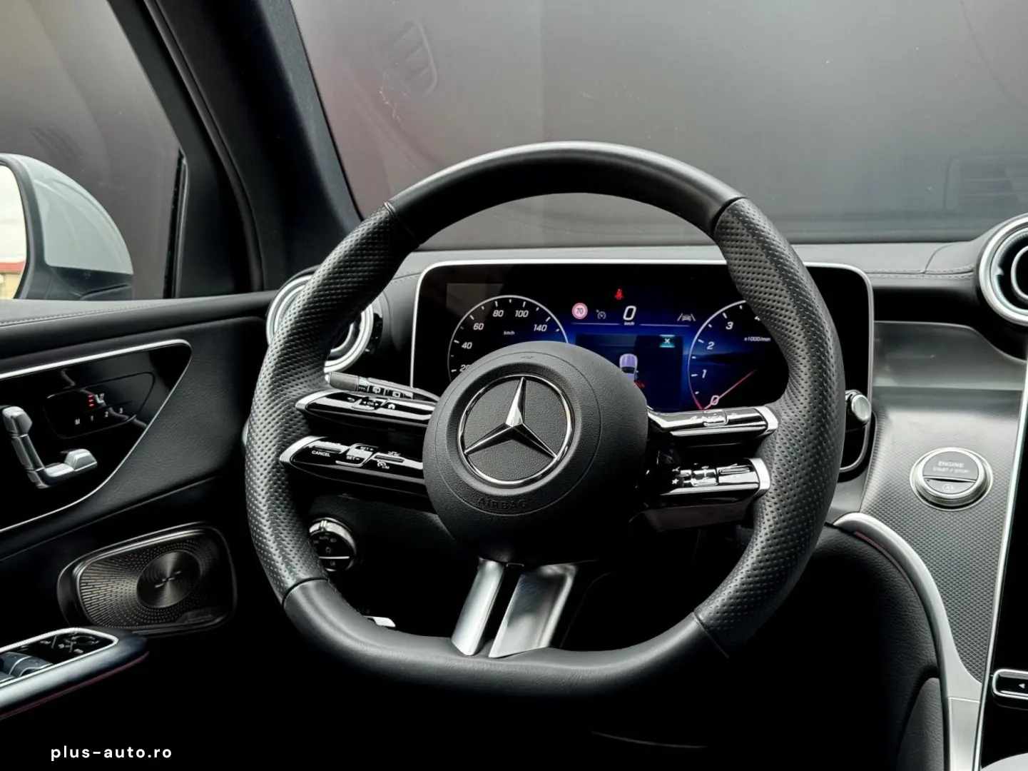 MERCEDES-BENZ GLC 2024 — imagine 9