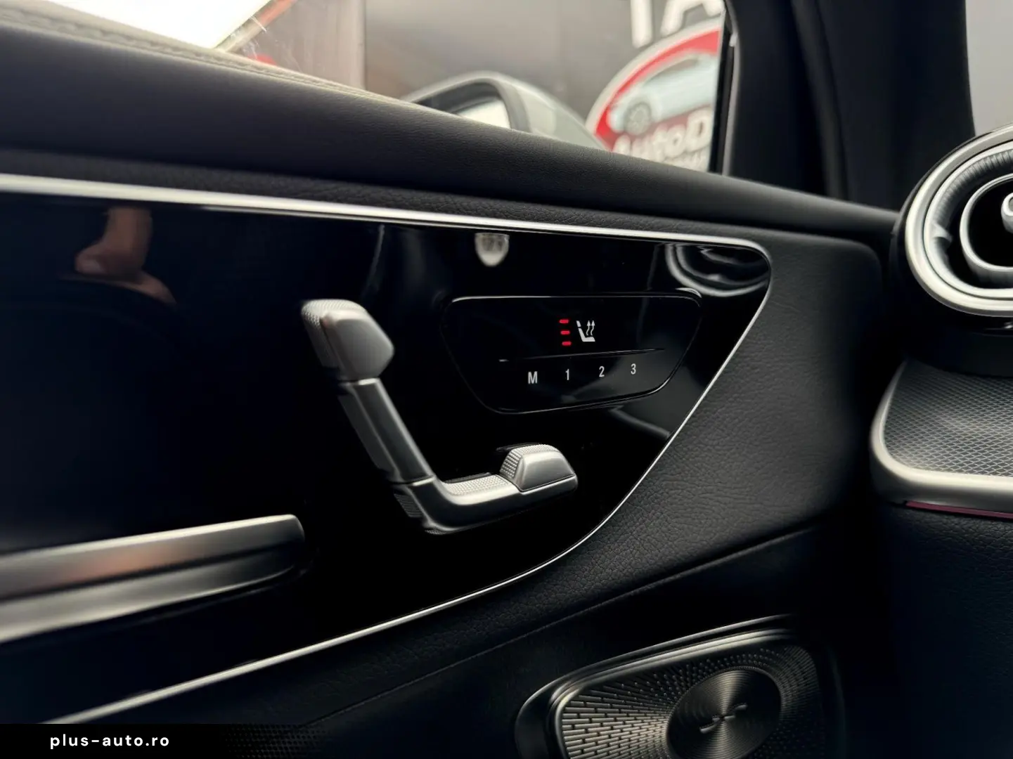 MERCEDES-BENZ GLC 2024 — imagine 12