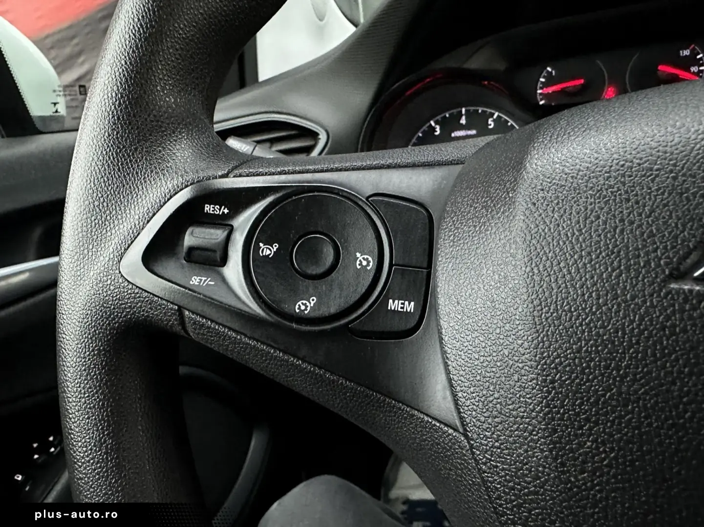 OPEL Crossland 2017 — imagine 12
