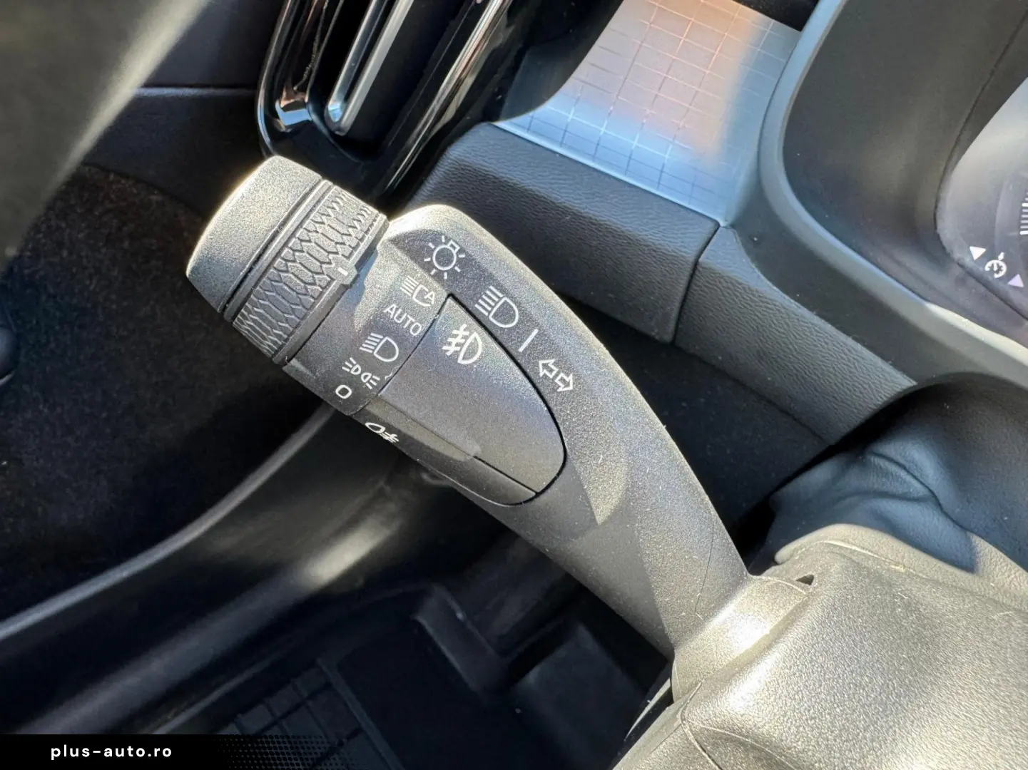 Volvo Xc-40