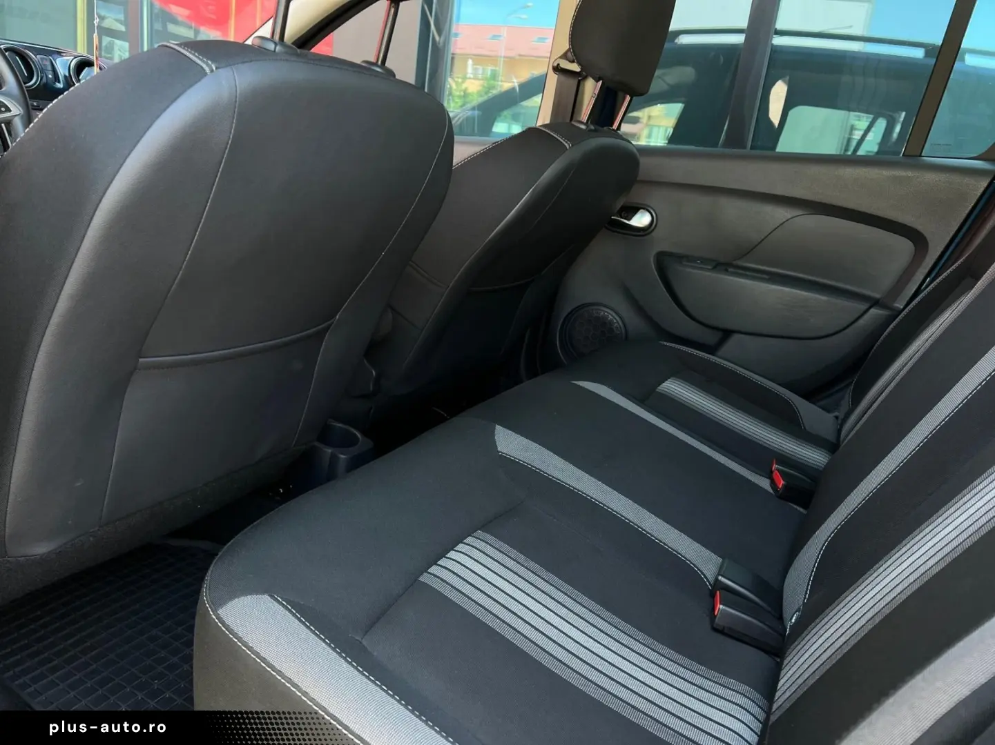 DACIA Logan 2018 — imagine 15