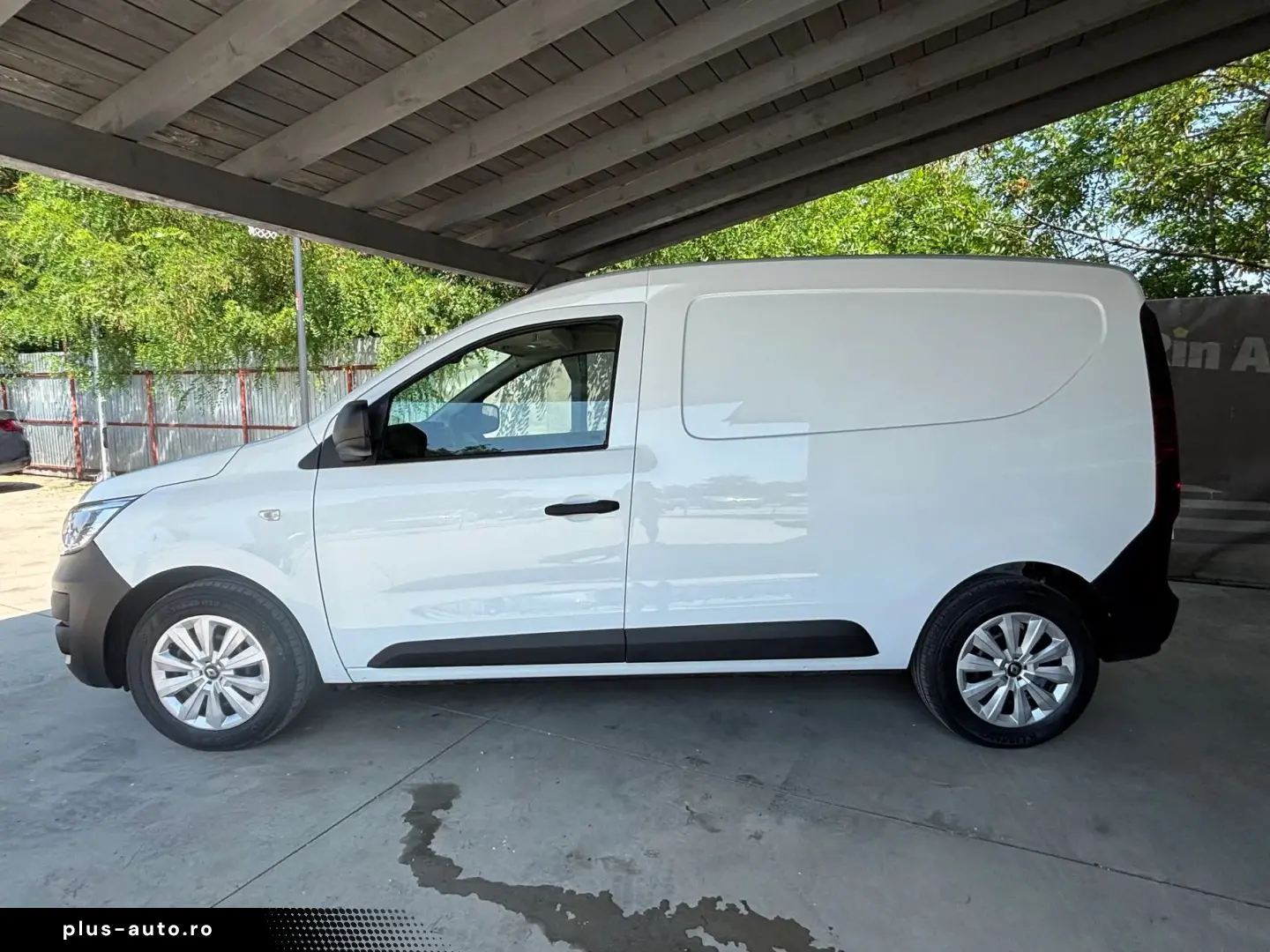 RENAULT Express 2022 — imagine 8