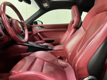 PORSCHE 911 Carrera 3.0 4 GTS Autom. - Pano - Topstaat!