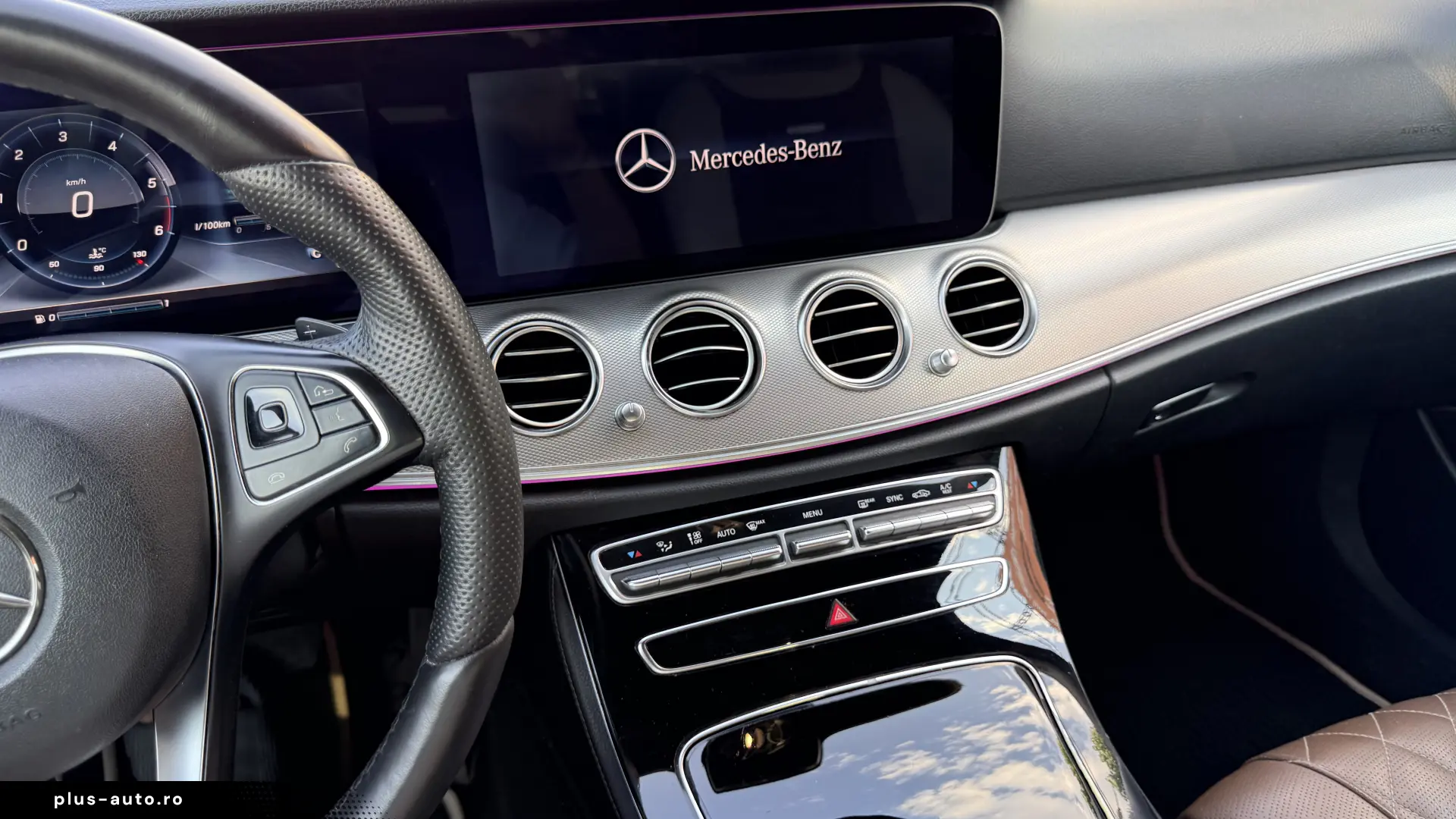 Mercedes-Benz E 220
