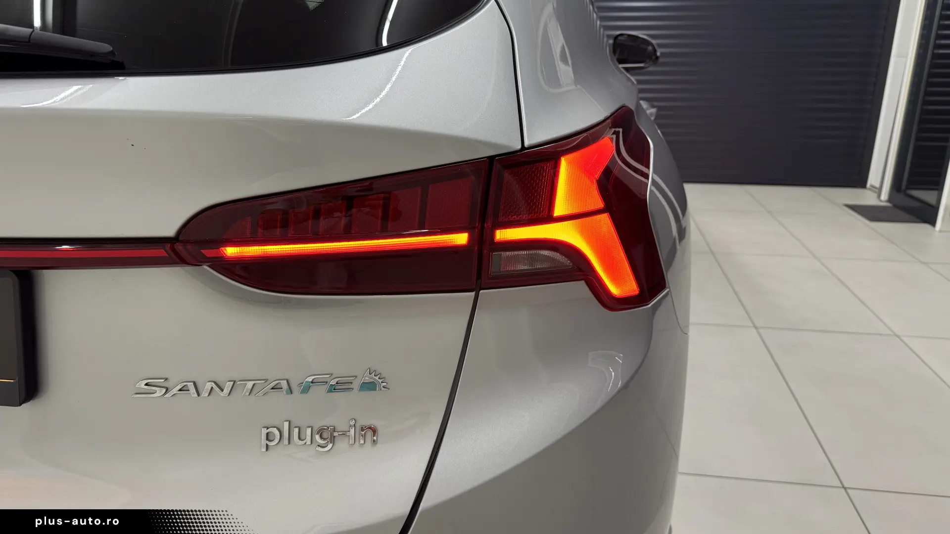 Hyundai SantaFe Plug-in Hybrid 265 CP 4WD Luxury