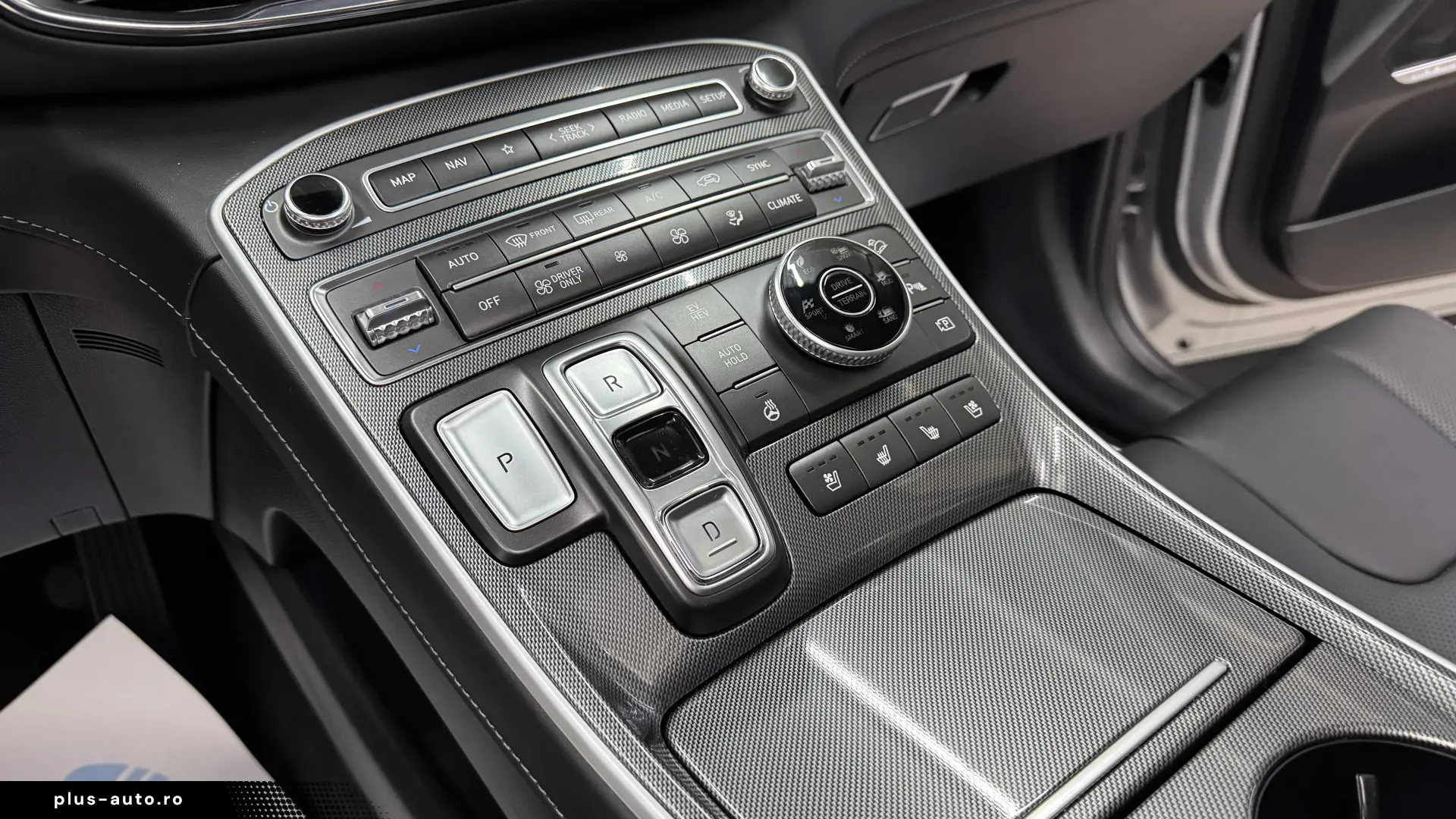 Hyundai SantaFe Plug-in Hybrid 265 CP 4WD Luxury