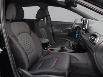 Hyundai i30 Advantage Mild-Hybrid