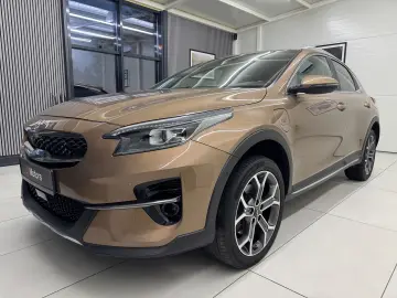 Kia Xceed Plug-in Hybrid 141 CP