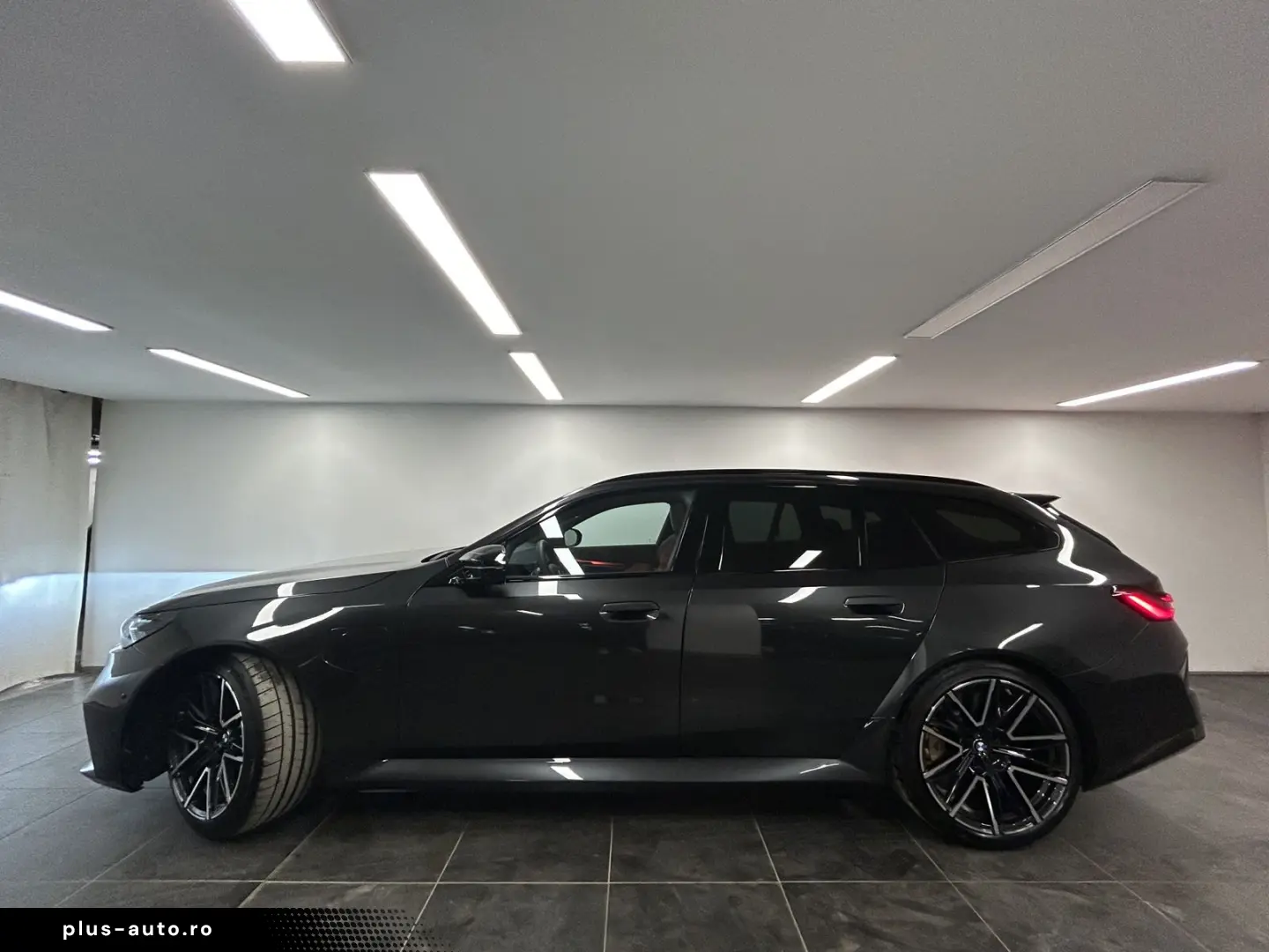 BMW M5 Touring Carbon Keramik Pan