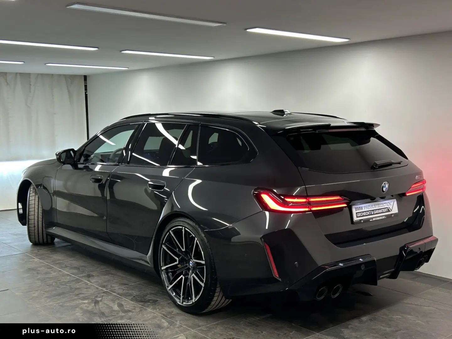 BMW M5 Touring Carbon Keramik Pan
